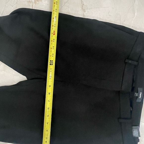 Calvin Klein Pants Size 10 Black Color Zip Pockets SlimFit Zip Fly Button Close - Picture 5 of 8